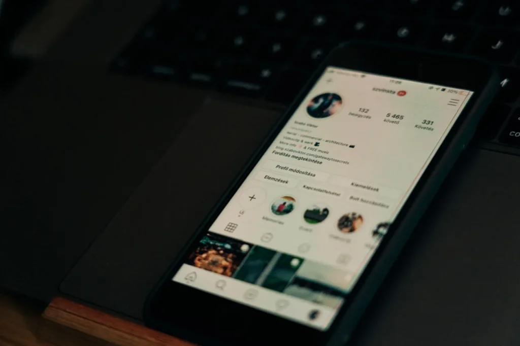 Comprar seguidores no Instagram vale a pena?